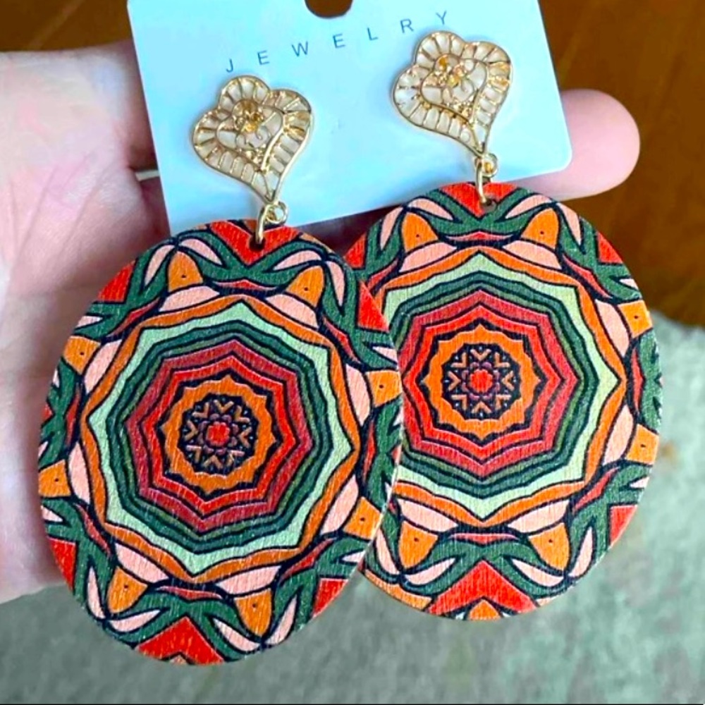 NWT Boutique Boho Mandala Gold Accent Wooden Circular Round Earrings